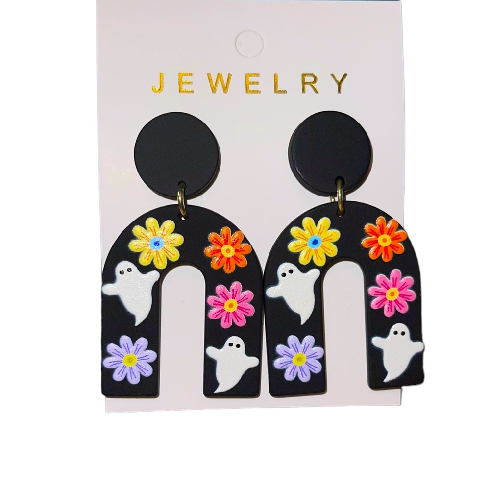 Retro 70’s Inspired Flower Power Ghost Halloween Earrings NWT